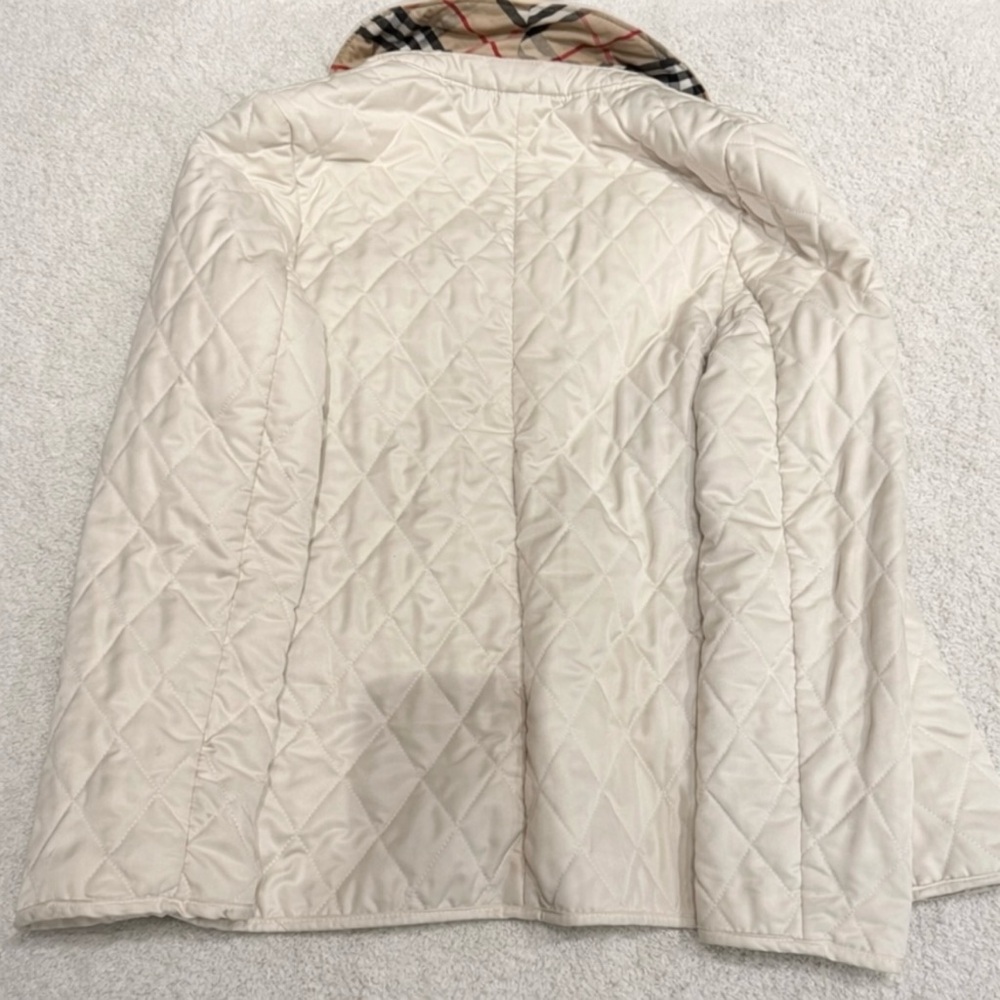 BURBERRY Beige Quilted Nova Check
Pattern Jacket - Picture 3 of 10